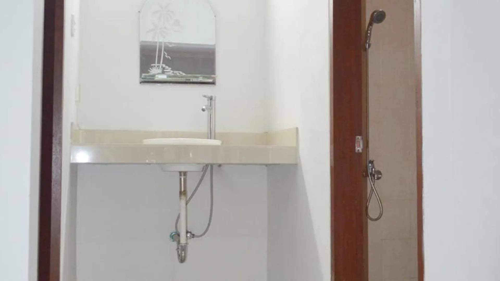 Swandewi Homestay Kuta   Kuta (Bali)