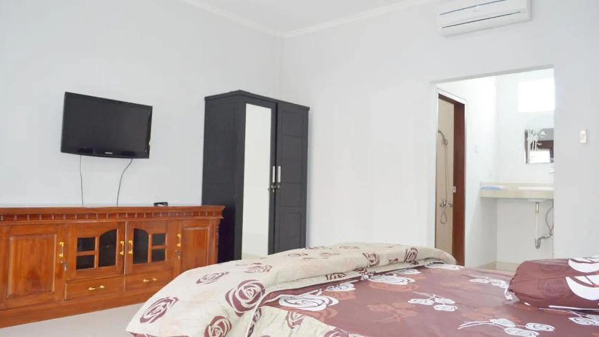 Swandewi Homestay Kuta  Indonesia
